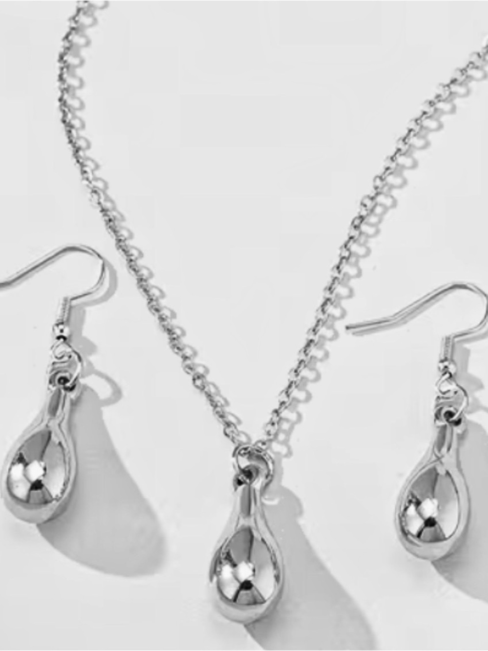 Silver Teardrop Pendant Necklace & Earrings Set - Picture 2 of 6